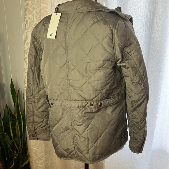 Jacket - Picture 5 of 6